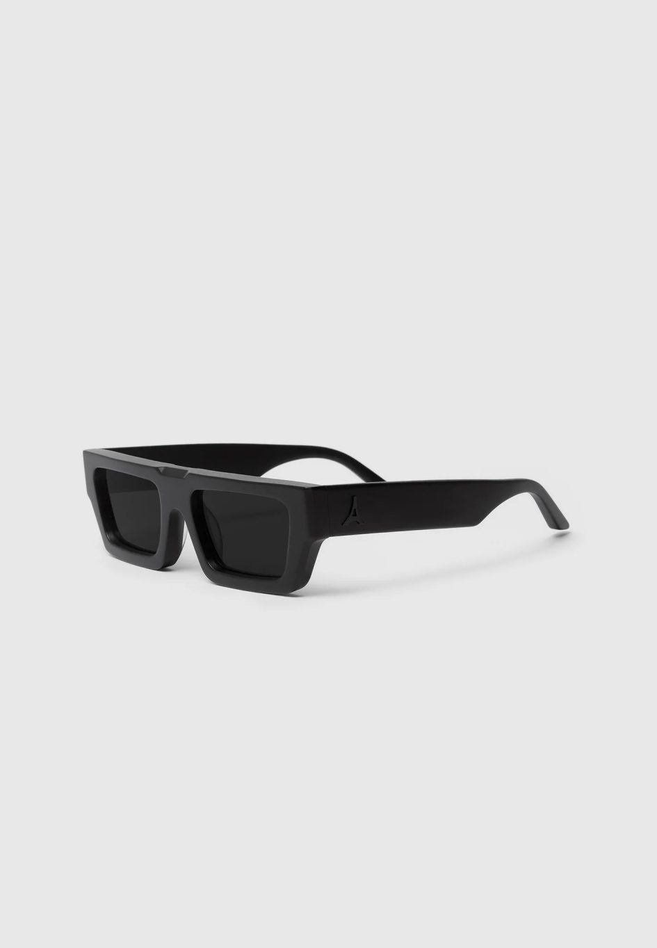 Maniere de voir Azur sunglasses matte black