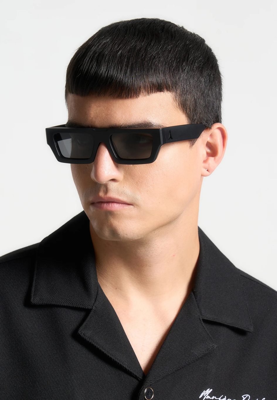 Maniere de voir Azur sunglasses matte black