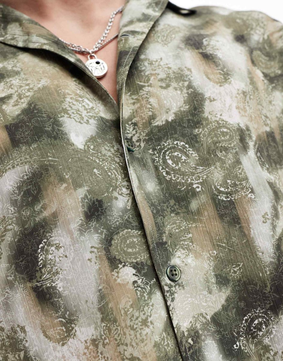 Pull & Bear graphic blur printed shirt in green