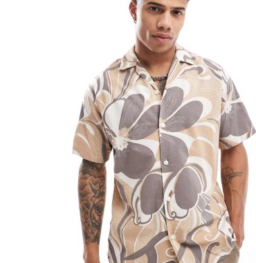 Jack & Jones Premium cotton revere collar shirt in brown retro floral