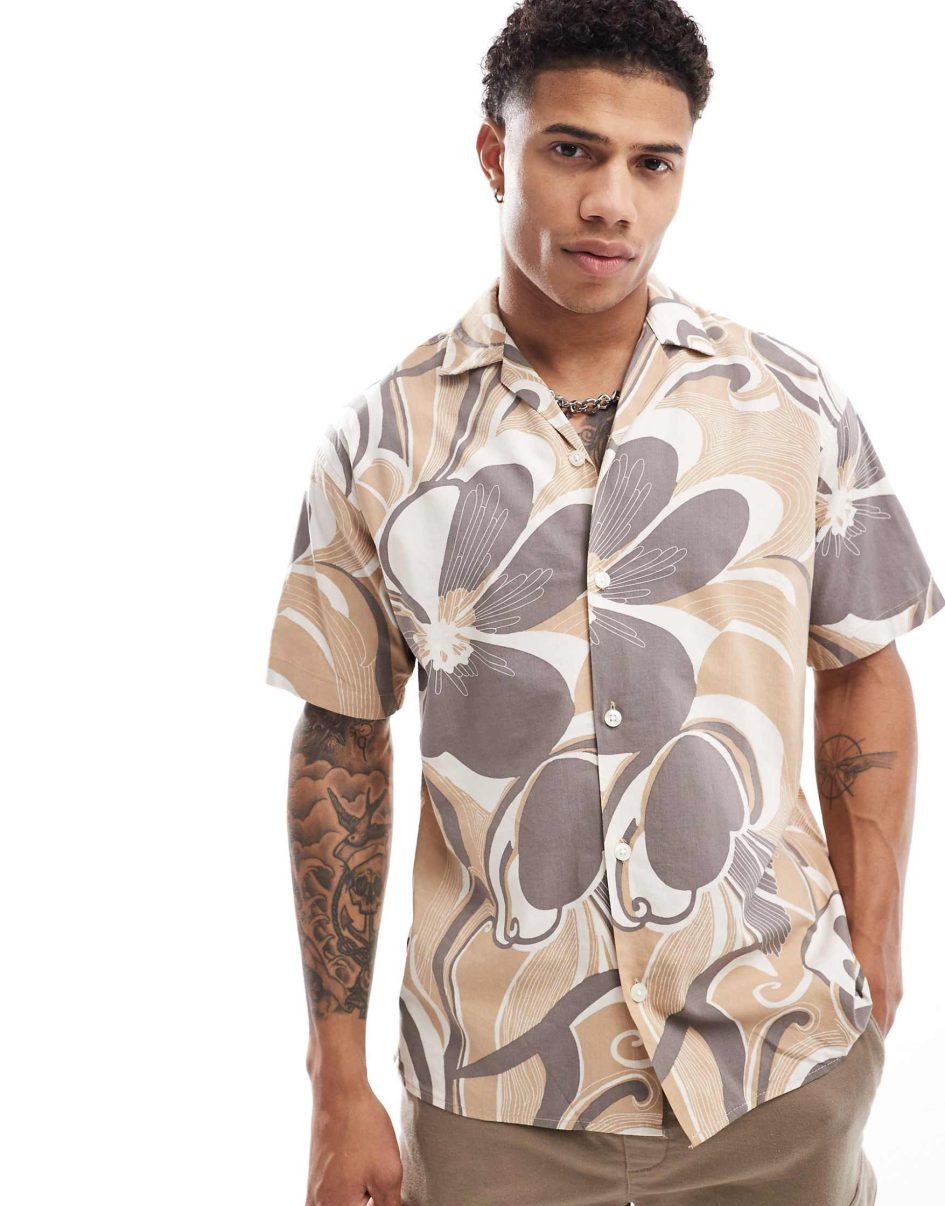 Jack & Jones Premium cotton revere collar shirt in brown retro floral