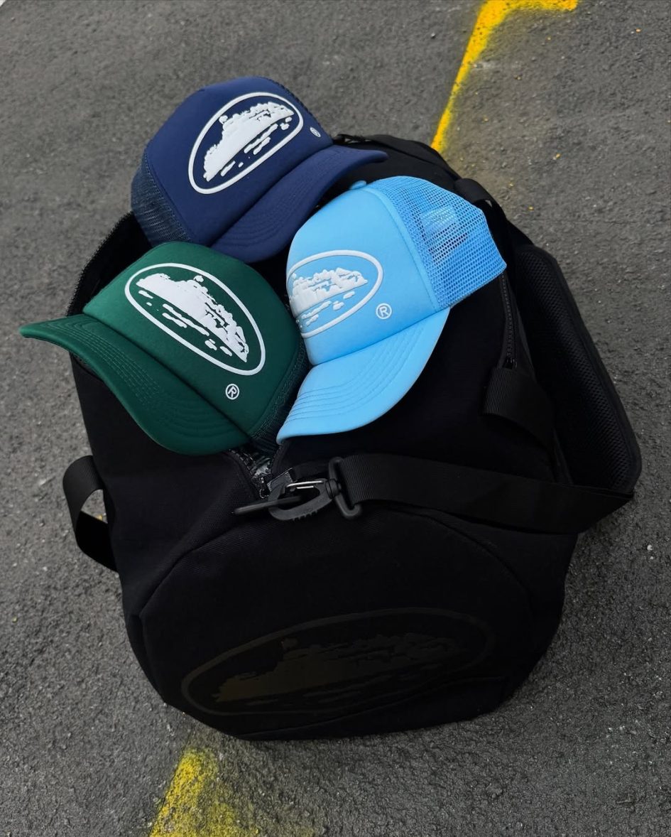CORTEIZ ALCATRAZ PUFF PRINT TRUCKER HAT-GREEN