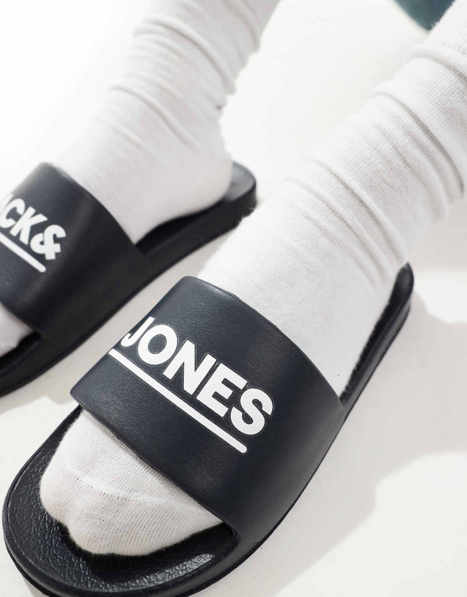 Jack and jones pool slides in black