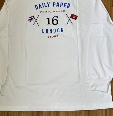 Daily paper London store tee Longsleeve